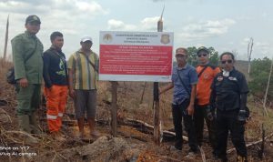 POLHUT SPTN II BASERAH BEKERJASAMA DENGAN TIM BALAI GAKKUM KLHK SUMATERA SEGEL DAN PASANG PLANG DI LOKASI KARHUTLA